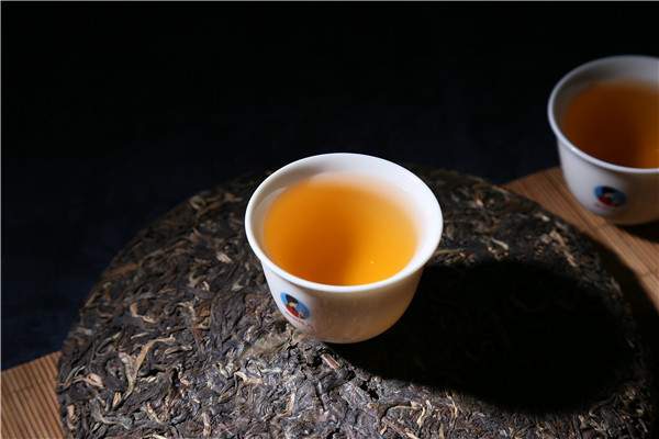 为什么喝个普洱茶也能被“锁喉”？