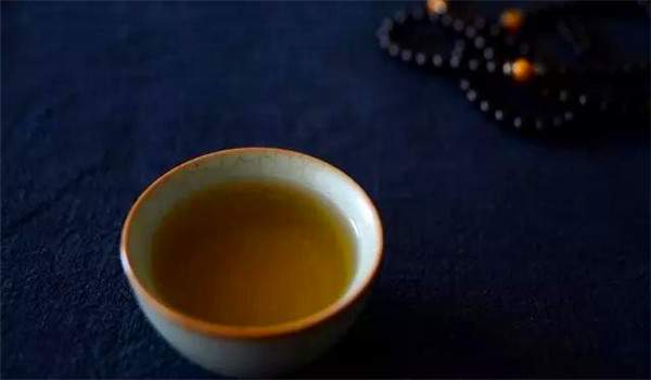普洱茶，十年的仓储与跟进，自然陈化十年老茶