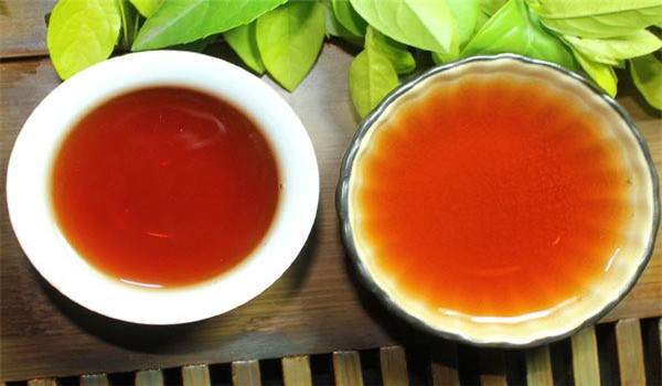 教你从普洱茶的汤来看普洱茶的品质