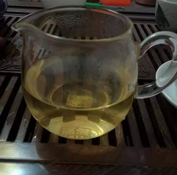 案例分析：凭什么说这款普洱茶树龄不大？