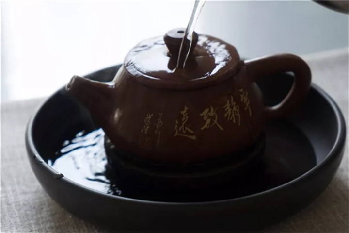 养好紫砂壶很重要，选对茶叶也很重要