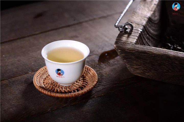 普洱茶是如何发酵陈化的？