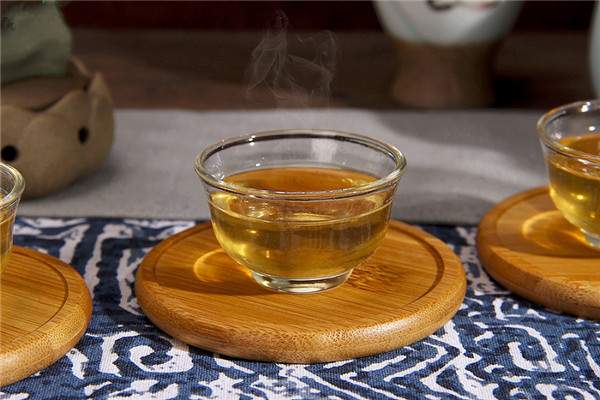 普洱茶说：什么样的普洱茶能被称作大厂茶