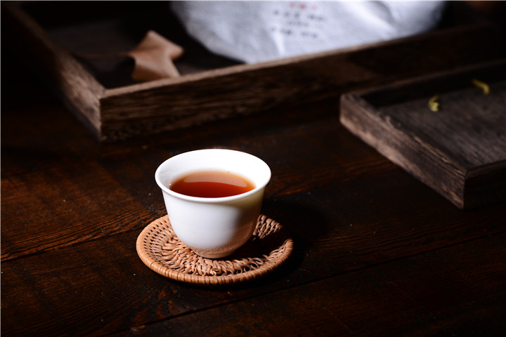 为什么卖普洱茶能发大财？