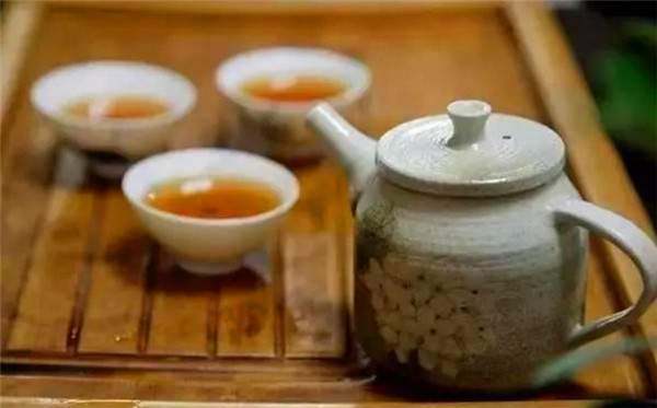 普洱茶的年份你喝得出来吗？老茶到底是什么样子的？