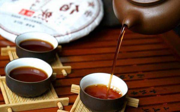 究竟什么年份的普洱茶最好喝？